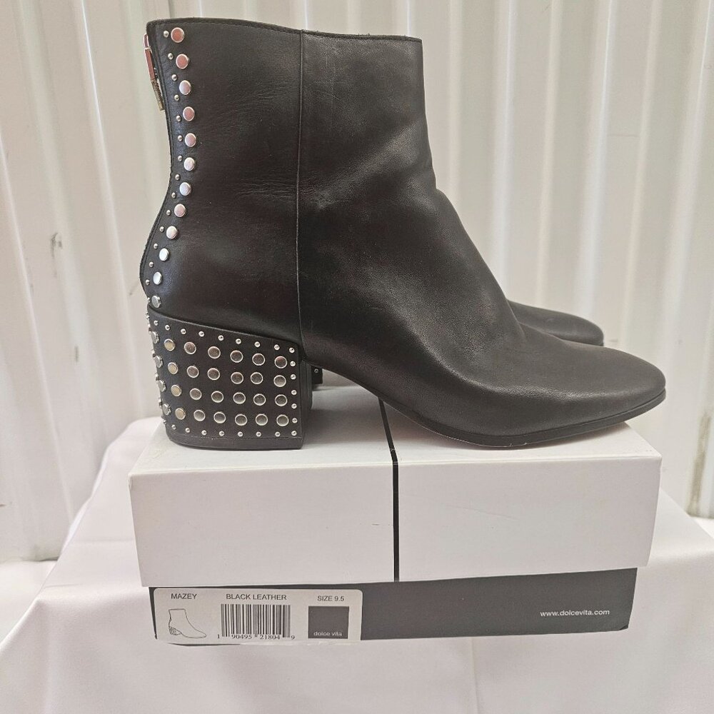 Dolce Vita Mazey Black Leather Studded Block Ankle Boots Almond Toe Size 9.5